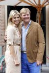 Wassenaar 19 juli 2013
Fotouur met Koning Willem Alexander koningin Maxima en de prinsesjes Amalia Alexia en Ariane bij hun huis op de horsten. Ook hun hond skipper was daarbij aanwezig.
Peter Smulders bv