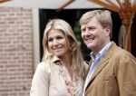 Wassenaar 19 juli 2013
Fotouur met Koning Willem Alexander koningin Maxima en de prinsesjes Amalia Alexia en Ariane bij hun huis op de horsten. Ook hun hond skipper was daarbij aanwezig.
Peter Smulders bv