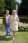 Wassenaar 19 juli 2013
Fotouur met Koning Willem Alexander koningin Maxima en de prinsesjes Amalia Alexia en Ariane bij hun huis op de horsten. Ook hun hond skipper was daarbij aanwezig.
Peter Smulders bv
