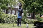 Amsterdam 10 juni 2013
Diverse kunst op de apollolaan.
Peter Smulders bv