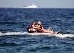 ibiza 11 juli 2013
Lange Frans met zijn vrouw Danielle en kinderen op vakantie op ibiza.
Peter Smulders bv