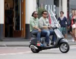 Amsterdam 11 augustus 2013
Leco v Zadelhoff met een vriend achter op de vespa scooter.
Peter Smulders bv
