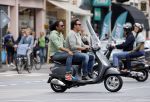 Amsterdam 11 augustus 2013
Leco v Zadelhoff met een vriend achter op de vespa scooter.
Peter Smulders bv