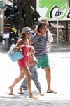 ibiza 13 juli 2013
Lodewijk Hoekstra en Kristel Hoekstra met hun kinderen Dize Hoekstra Madelief Hoekstra en Mels Hoekstra op vakantie op ibiza.
Peter Smulders bv