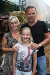 Amsterdam, 5 Augustus 2013
Premiere de Lone Ranger
Lone v Roosendaal met man en dochter
Foto Peter Smulders BV