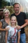 Amsterdam, 5 Augustus 2013
Premiere de Lone Ranger
Lone v Roosendaal met man en dochter
Foto Peter Smulders BV