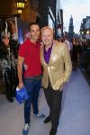 AMSTERDAM - Bij het Tuschinski Theater is de premiere van Behind the Candelabra. Met op de rode loper  Marcel van den Eng met Frits Huffnagel.