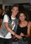 ibiza 15 juli 2013
Maribelle haalt haar zoon op op het vliegveld van ibiza met haar vriend Nicolaas Streefkerk. Ook nicolaas zijn zoon komt aan.
Peter Smulders bv