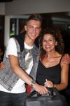 ibiza 15 juli 2013
Maribelle haalt haar zoon op op het vliegveld van ibiza met haar vriend Nicolaas Streefkerk. Ook nicolaas zijn zoon komt aan.
Peter Smulders bv