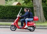 Amsterdam 26 juni 2013
Martijn en Amanda Krabbe op hun vespa scooter.
Peter Smulders bv