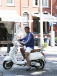 Amsterdam 9 juli 2013
Michael Mols op vespa scooter in Amsterdam zuid.
Peter Smulders bv