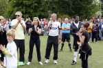 Amsterdam 29 juni 2013
Voetbaltournooi op de toekomst (ajax) voor de stichting de upside van down
met diverse bn ers en oud voetballers.. Syndroom van down. Myriam en Frank Vogel en Heini Otto
Peter Smulders bv