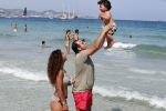 ibiza 14 juli 2013
Najib Amhali met zijn vrouw Niama en zoon Noah op coco beach .
Ze zaten daar met vrienden en familie.
Peter Smulders bv