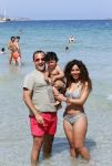 ibiza 14 juli 2013
Najib Amhali met zijn vrouw Niama en zoon Noah op coco beach .
Ze zaten daar met vrienden en familie.
Peter Smulders bv
