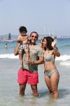 ibiza 14 juli 2013
Najib Amhali met zijn vrouw Niama en zoon Noah op coco beach .
Ze zaten daar met vrienden en familie.
Peter Smulders bv