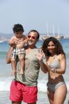 ibiza 14 juli 2013
Najib Amhali met zijn vrouw Niama en zoon Noah op coco beach .
Ze zaten daar met vrienden en familie.
Peter Smulders bv