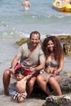 ibiza 14 juli 2013
Najib Amhali met zijn vrouw Niama en zoon Noah op coco beach .
Ze zaten daar met vrienden en familie.
Peter Smulders bv
