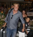 ibiza 15 juli 2013
Maribelle haalt haar zoon op op het vliegveld van ibiza met haar vriend Nicolaas Streefkerk. Ook nicolaas zijn zoon komt aan.
Peter Smulders bv