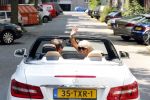 Amsterdam 23 juli 2013
Patricia Paay en Nicky v dam in hun mercedes cabrio.
Peter Smulders bv