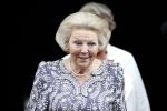 Amsterdam 27 juni 2013
Prinses Beatrix verlaat het paleis op de dam.
Peter Smulders bv
