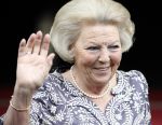 Amsterdam 27 juni 2013
Prinses Beatrix verlaat het paleis op de dam.
Peter Smulders bv