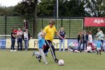 Amsterdam 29 juni 2013
Voetbaltournooi op de toekomst (ajax) voor de stichting de upside van down
met diverse bn ers en oud voetballers.. Syndroom van down. Rob Witschge
Peter Smulders bv