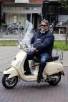 Amsterdam 24 juni 2013
Robbie Hofman op zijn vespa scooter
Peter Smulders bv