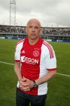 Amsterdam 3 juli 2013
Sjaak Swart 75 jaar . Hij viert dat met een wedstrijd met oud ajax spelers in het Olympisch stadion. Robbie de Wit en Johan Cruijff
Peter Smulders bv