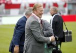 Amsterdam 3 juli 2013
Sjaak Swart 75 jaar . Hij viert dat met een wedstrijd met oud ajax spelers in het Olympisch stadion. Ronald Koeman en Guus Hiddink
Peter Smulders bv