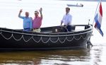 Loosdrecht 22 juli 2013
Ronnie Tober en Jan Jochems op boot varen op de vecht.
Peter Smulders bv
