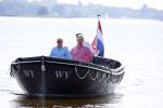 Loosdrecht 22 juli 2013
Ronnie Tober en Jan Jochems op boot varen op de vecht.
Peter Smulders bv