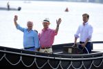 Loosdrecht 22 juli 2013
Ronnie Tober en Jan Jochems op boot varen op de vecht.
Peter Smulders bv