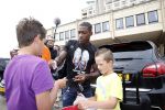 Noordwijk 12 augustus 2013
De spelers van het nederlands elftal verzamelen in het hotel Huis ter Duin voor de vriendschappelijke wedstrijd Portugal-Nederland. Ruben Schaken met zijn porsche cayenne
Peter Smulders bv