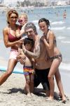 ibiza 15 juli 2013
Ruud en Aafke de wild met hun kinderen Toy Travis Johnny en Teddy op coco beach.
Peter Smulders bv