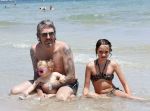 ibiza 15 juli 2013
Ruud en Aafke de wild met hun kinderen Toy Travis Johnny en Teddy op coco beach.
Peter Smulders bv