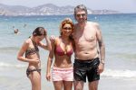 ibiza 15 juli 2013
Ruud en Aafke de wild met hun kinderen Toy Travis Johnny en Teddy op coco beach.
Peter Smulders bv