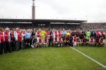 Amsterdam 3 juli 2013
Sjaak Swart 75 jaar . Hij viert dat met een wedstrijd met oud ajax spelers in het Olympisch stadion.
Peter Smulders bv