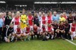 Amsterdam 3 juli 2013
Sjaak Swart 75 jaar . Hij viert dat met een wedstrijd met oud ajax spelers in het Olympisch stadion.
Peter Smulders bv