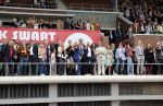 Amsterdam 3 juli 2013
Sjaak Swart 75 jaar . Hij viert dat met een wedstrijd met oud ajax spelers in het Olympisch stadion.
Peter Smulders bv