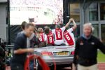 Amsterdam 3 juli 2013
Sjaak Swart 75 jaar . Hij viert dat met een wedstrijd met oud ajax spelers in het Olympisch stadion. Sjaak Swart met zijn kleinkinderen
Peter Smulders bv