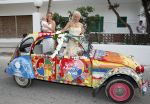 ibiza 12 juli 2013
Jan Reus en Sonja Bakker trouwen bij strandtent Sa Flama op ibiza alle 5 hun kinderen inclusief Bram zijn natuurlijk aanwezig.
Peter Smulders bv