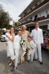 ibiza 12 juli 2013
Jan Reus en Sonja Bakker trouwen bij strandtent Sa Flama op ibiza alle 5 hun kinderen inclusief Bram zijn natuurlijk aanwezig.
Peter Smulders bv