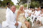 ibiza 12 juli 2013
Jan Reus en Sonja Bakker trouwen bij strandtent Sa Flama op ibiza alle 5 hun kinderen inclusief Bram zijn natuurlijk aanwezig.
Peter Smulders bv