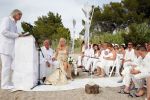 ibiza 12 juli 2013
Jan Reus en Sonja Bakker trouwen bij strandtent Sa Flama op ibiza alle 5 hun kinderen inclusief Bram zijn natuurlijk aanwezig.
Peter Smulders bv
