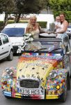ibiza 12 juli 2013
Jan Reus en Sonja Bakker trouwen bij strandtent Sa Flama op ibiza alle 5 hun kinderen inclusief Bram zijn natuurlijk aanwezig.
Peter Smulders bv