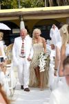 ibiza 12 juli 2013
Jan Reus en Sonja Bakker trouwen bij strandtent Sa Flama op ibiza alle 5 hun kinderen inclusief Bram zijn natuurlijk aanwezig. Sonja met haar vader
Peter Smulders bv