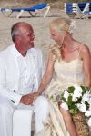 ibiza 12 juli 2013
Jan Reus en Sonja Bakker trouwen bij strandtent Sa Flama op ibiza alle 5 hun kinderen inclusief Bram zijn natuurlijk aanwezig.
Peter Smulders bv