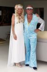 ibiza 14 juli 2013
Jan Reus en Sonja bakker gefotografeerd in hun villa met hun kinderen en opa.
Peter Smulders bv