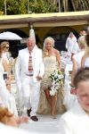 ibiza 12 juli 2013
Jan Reus en Sonja Bakker trouwen bij strandtent Sa Flama op ibiza alle 5 hun kinderen inclusief Bram zijn natuurlijk aanwezig. Sonja met haar vader
Peter Smulders bv