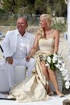 ibiza 12 juli 2013
Jan Reus en Sonja Bakker trouwen bij strandtent Sa Flama op ibiza alle 5 hun kinderen inclusief Bram zijn natuurlijk aanwezig.
Peter Smulders bv